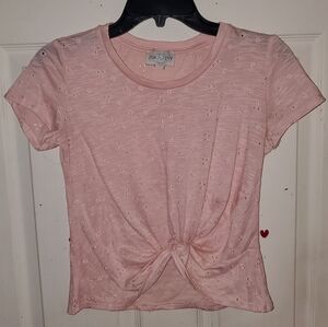 5 for $20 | Francesca's Jun & Ivy Floral Eyelet Twist Front Short Sleeve Blouse